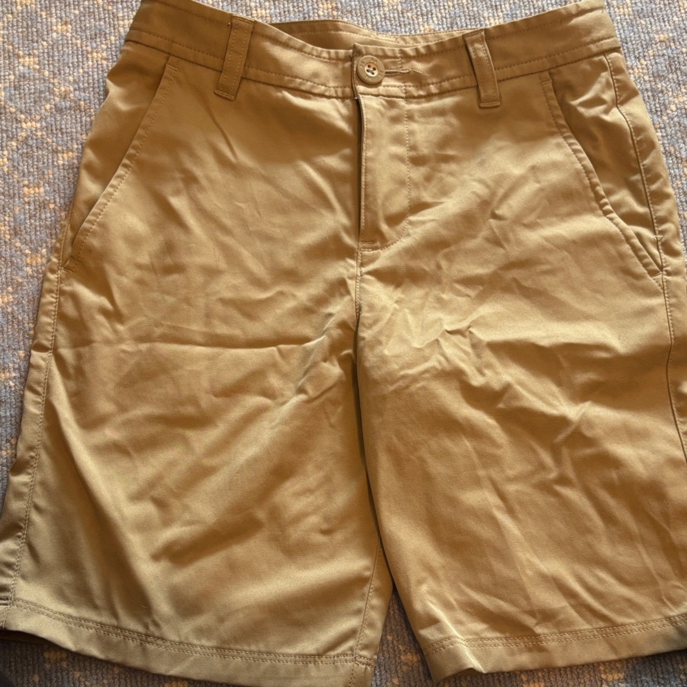 Under Armour Beige Athletic Shorts EUC Sz 12